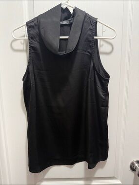 Doe & Rae Black Sleeveless Cowl-Neck Camisole